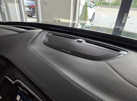 Volvo - XC90