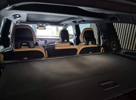Volvo - XC90