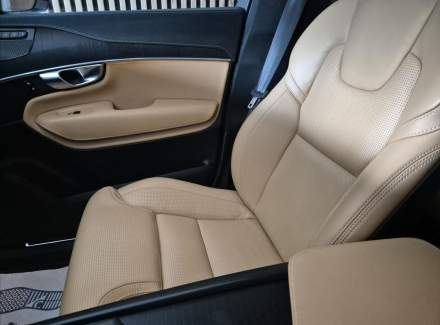 Volvo - XC90