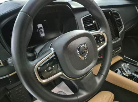 Volvo - XC90