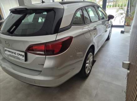 Opel - Astra