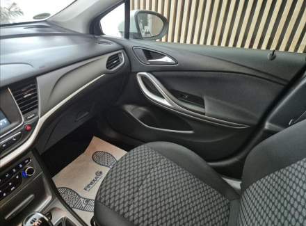 Opel - Astra