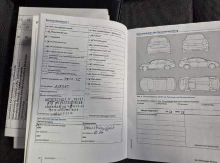 Volkswagen - Golf