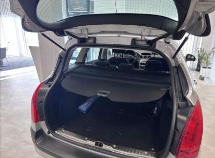 Peugeot - 308