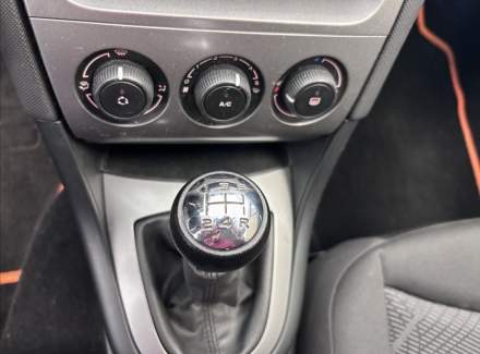 Peugeot - 308
