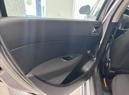 Peugeot - 308