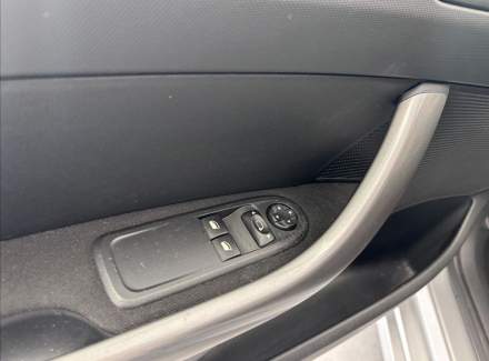 Peugeot - 308