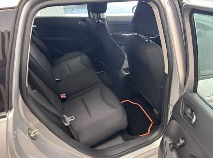 Peugeot - 308