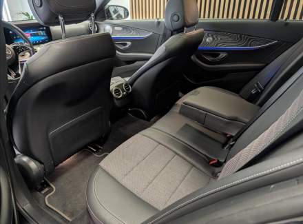 Mercedes-Benz - E-class