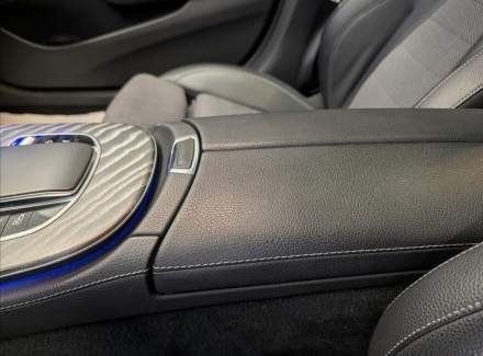 Mercedes-Benz - E-class