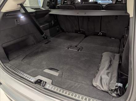 Volvo - XC90