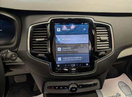 Volvo - XC90