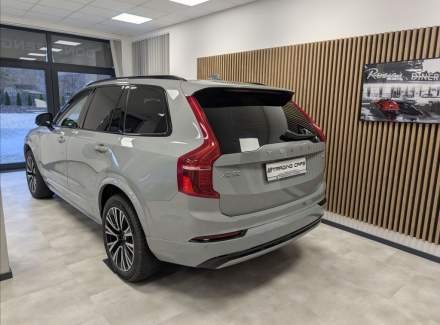Volvo - XC90
