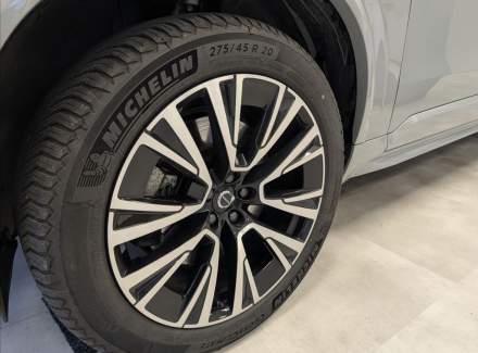 Volvo - XC90