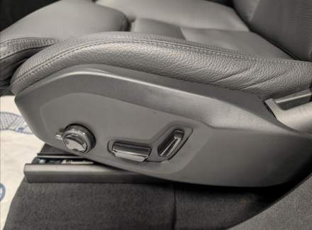 Volvo - XC90