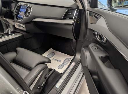 Volvo - XC90