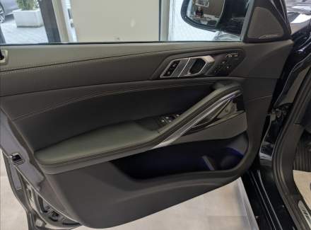 BMW - X6