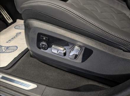 BMW - X6