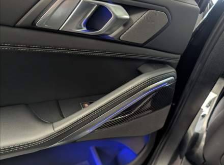 BMW - X6