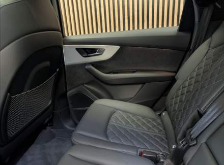 Audi - Q7