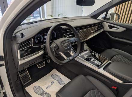 Audi - Q7