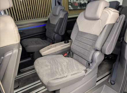 Volkswagen - Multivan