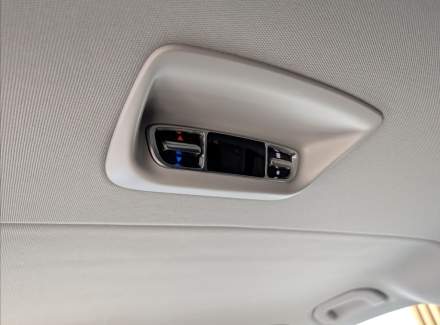 Mercedes-Benz - V-class