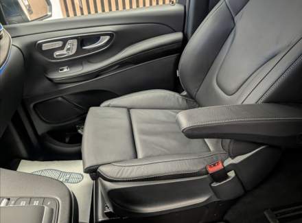 Mercedes-Benz - V-class
