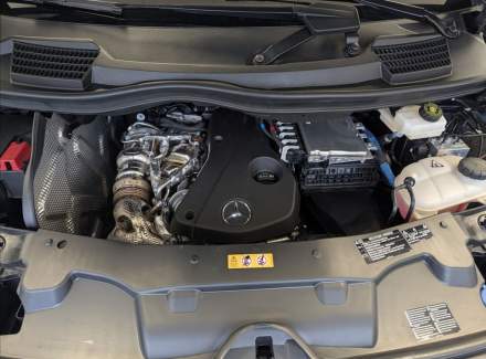 Mercedes-Benz - V-class