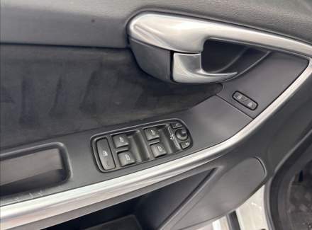 Volvo - XC60