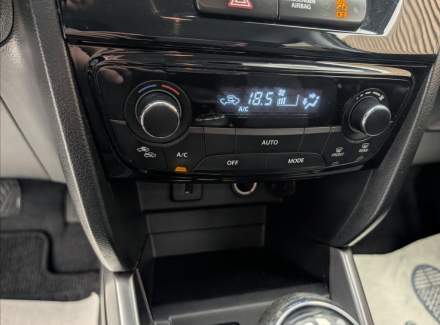Suzuki - Vitara