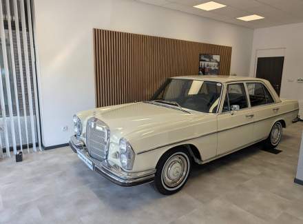 Mercedes-Benz - S-class