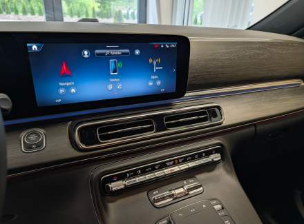Mercedes-Benz - V-class