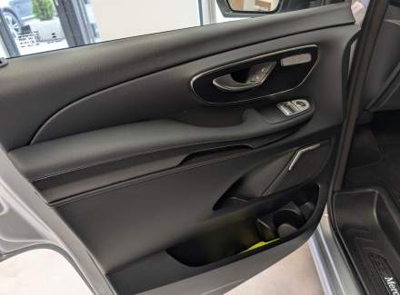 Mercedes-Benz - V-class