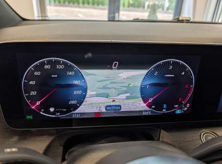 Mercedes-Benz - V-class