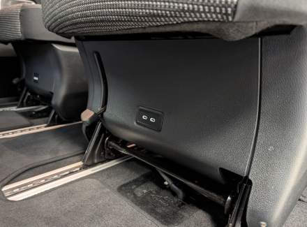 Mercedes-Benz - V-class