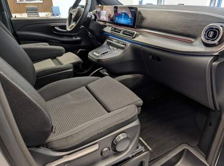 Mercedes-Benz - V-class