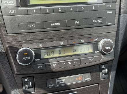 Toyota - Avensis