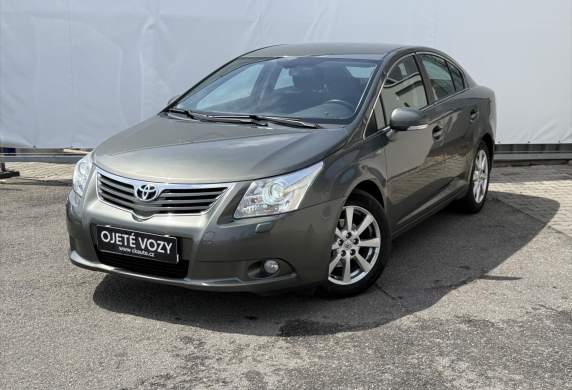 Toyota - Avensis