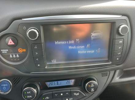 Toyota - Yaris