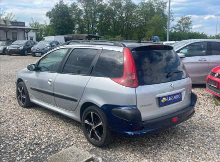 Peugeot - 206