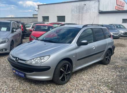 Peugeot - 206