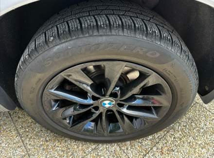BMW - X3