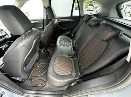 BMW - X1