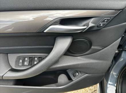 BMW - X1