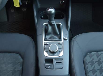 Audi - A3