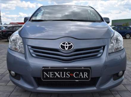 Toyota - Verso