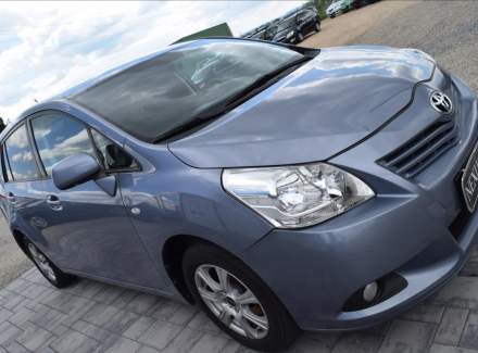 Toyota - Verso