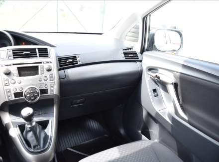 Toyota - Verso