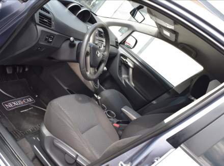 Toyota - Verso
